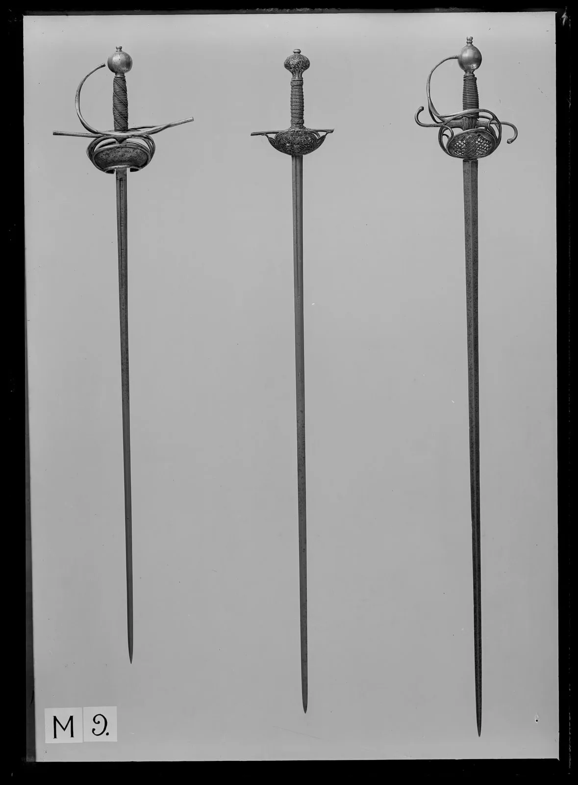 Värja, klingan Toledo 1600-talets början.