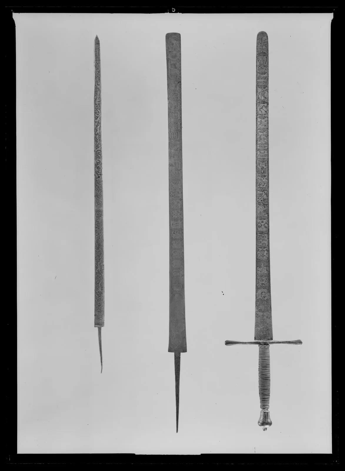 Slagsvärd, Sverige 1648, etsad dekor av David Kohl, Garpströms bruk, Arboga.