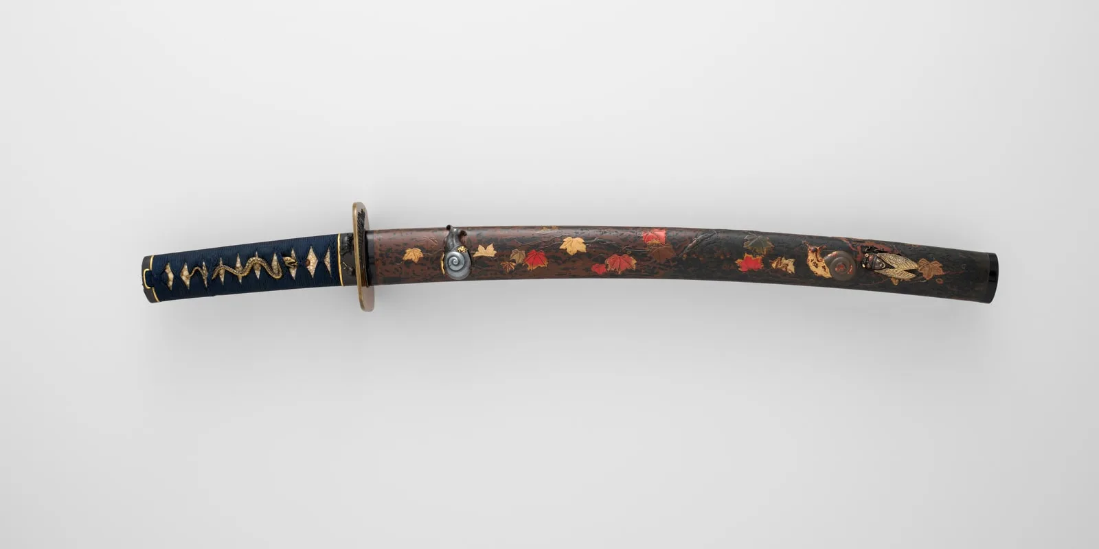 紅葉蒔絵鞘脇指拵 Mounting for a Short Sword (Wakizashi)