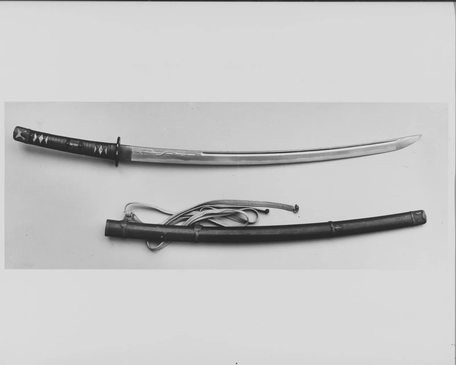 Blade and Mounting for a Slung Sword (Tachi)