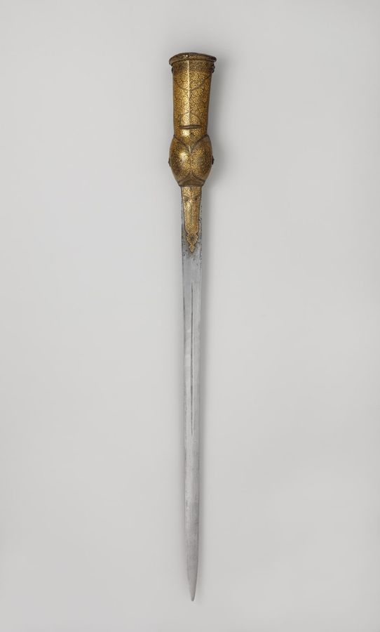 Gauntlet Sword (Pata)
