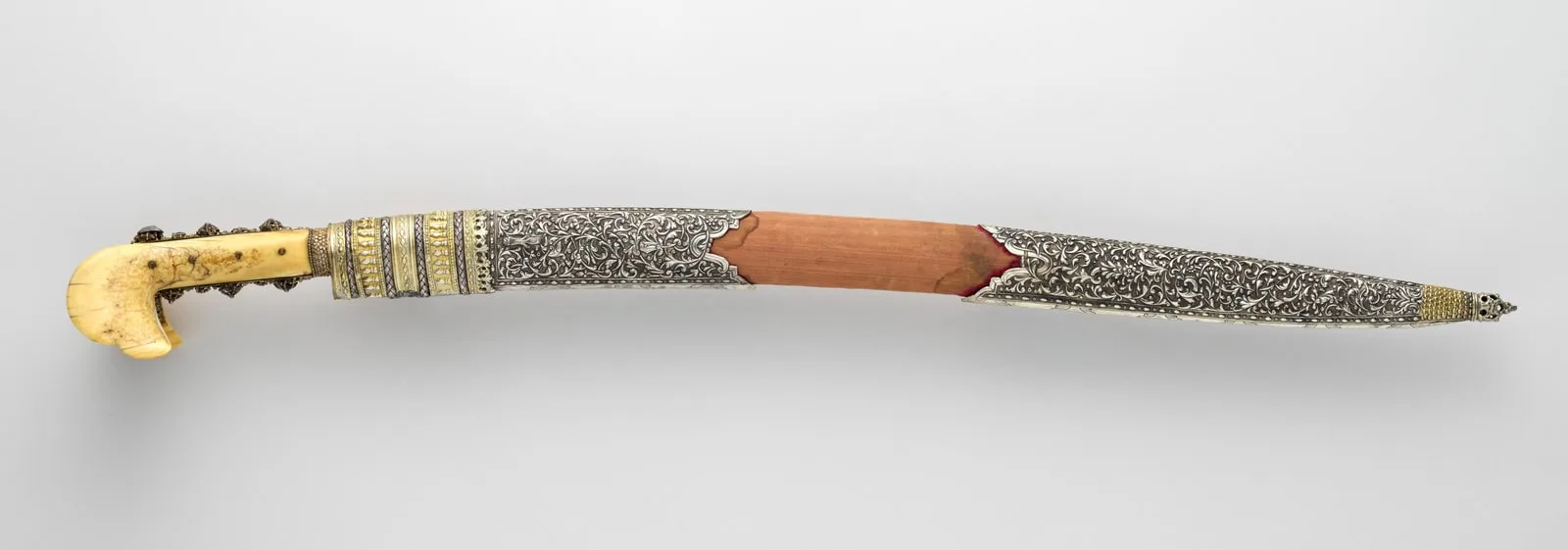 Sword (Yatagan) with Scabbard