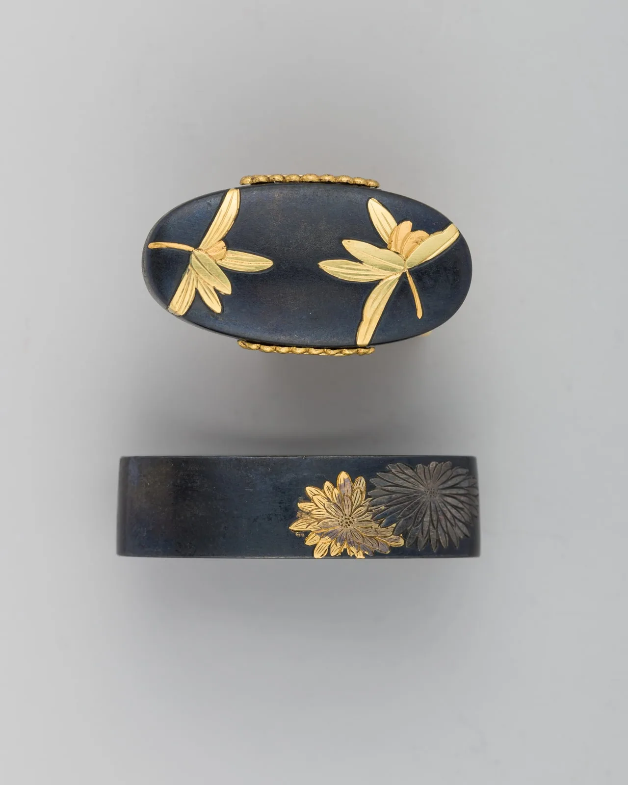 Sword-Hilt Collar and Pommel (Fuchigashira)
