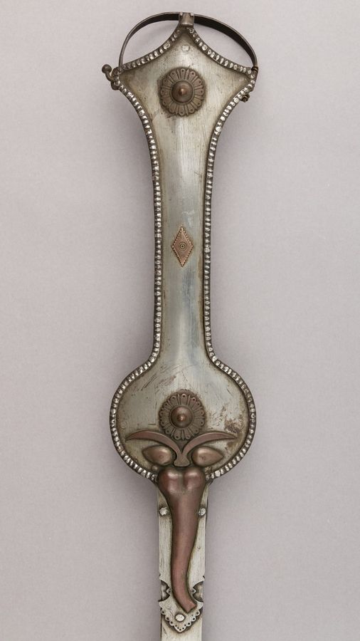Gauntlet Sword (Pata)