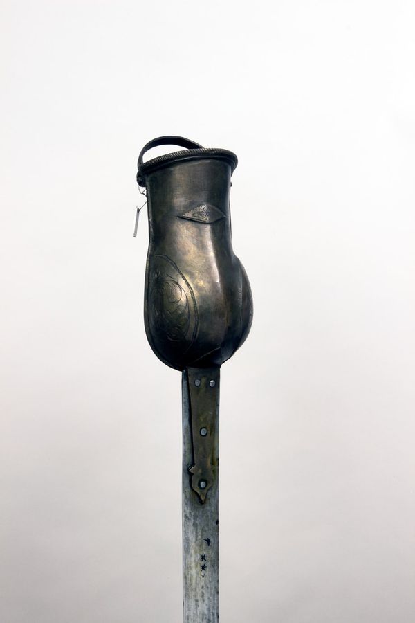 Gauntlet Sword (Pata)