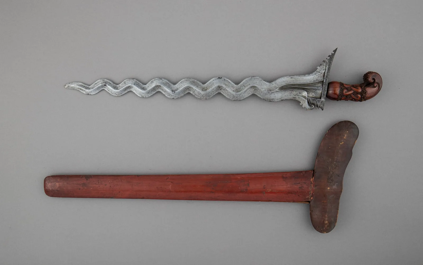 Kris (Kris Cherita) with Sheath