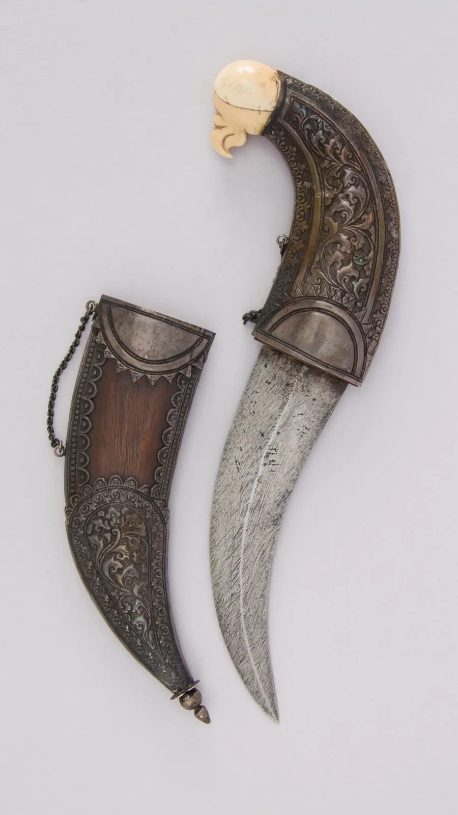 Dagger (Jambiya) with Sheath