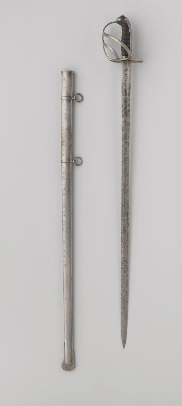 Officierssabel met schede lichte cavalerie nr. 4 van W.J.K. van Rappard