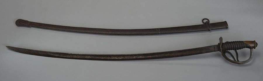 Cavalry saber with scabbard